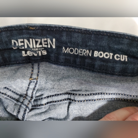 DENIZEN from Levi's Women' Bootcut Jeans, Size: 29×32 - Picture 4 of 8